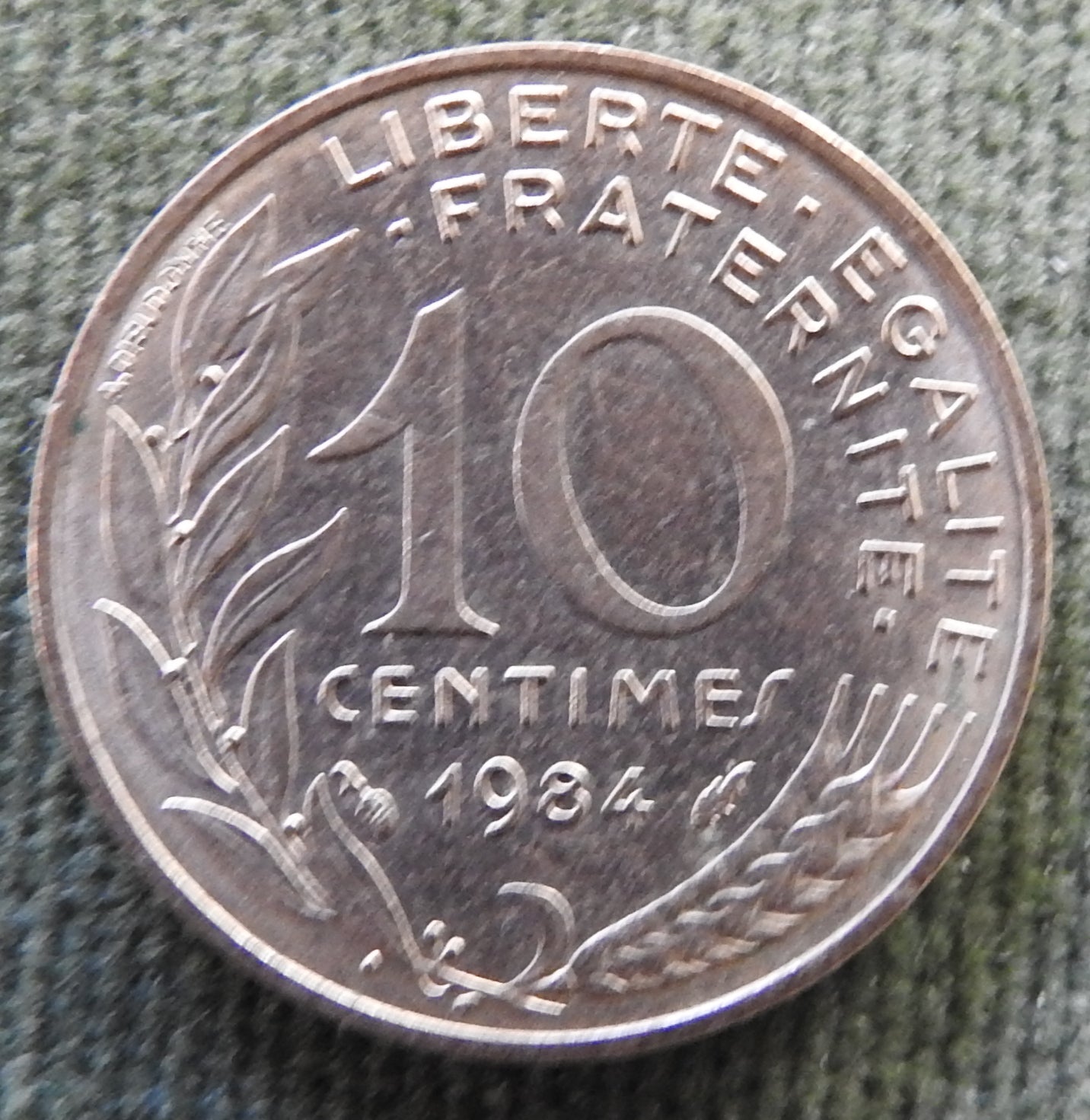 French 1984 10 Centimes Coin - Circulated