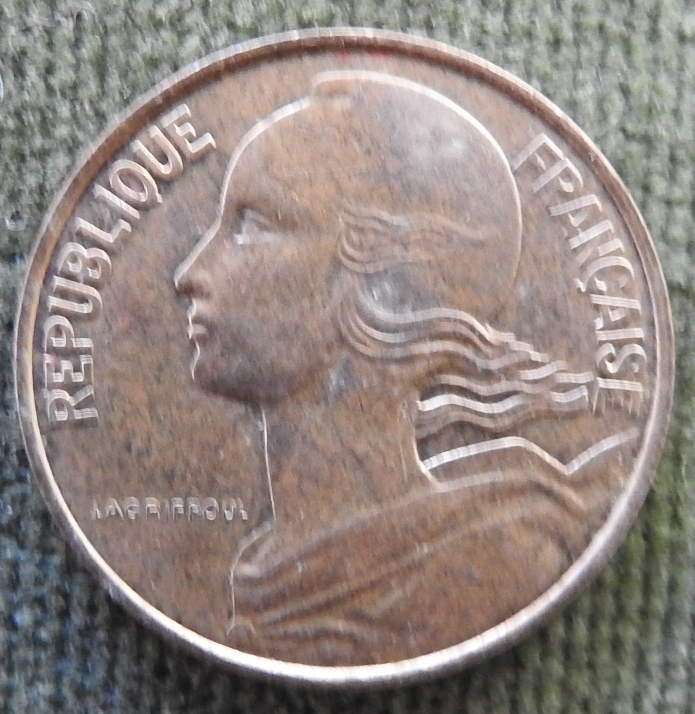 French 1985 10 Centimes Coin - Circulated