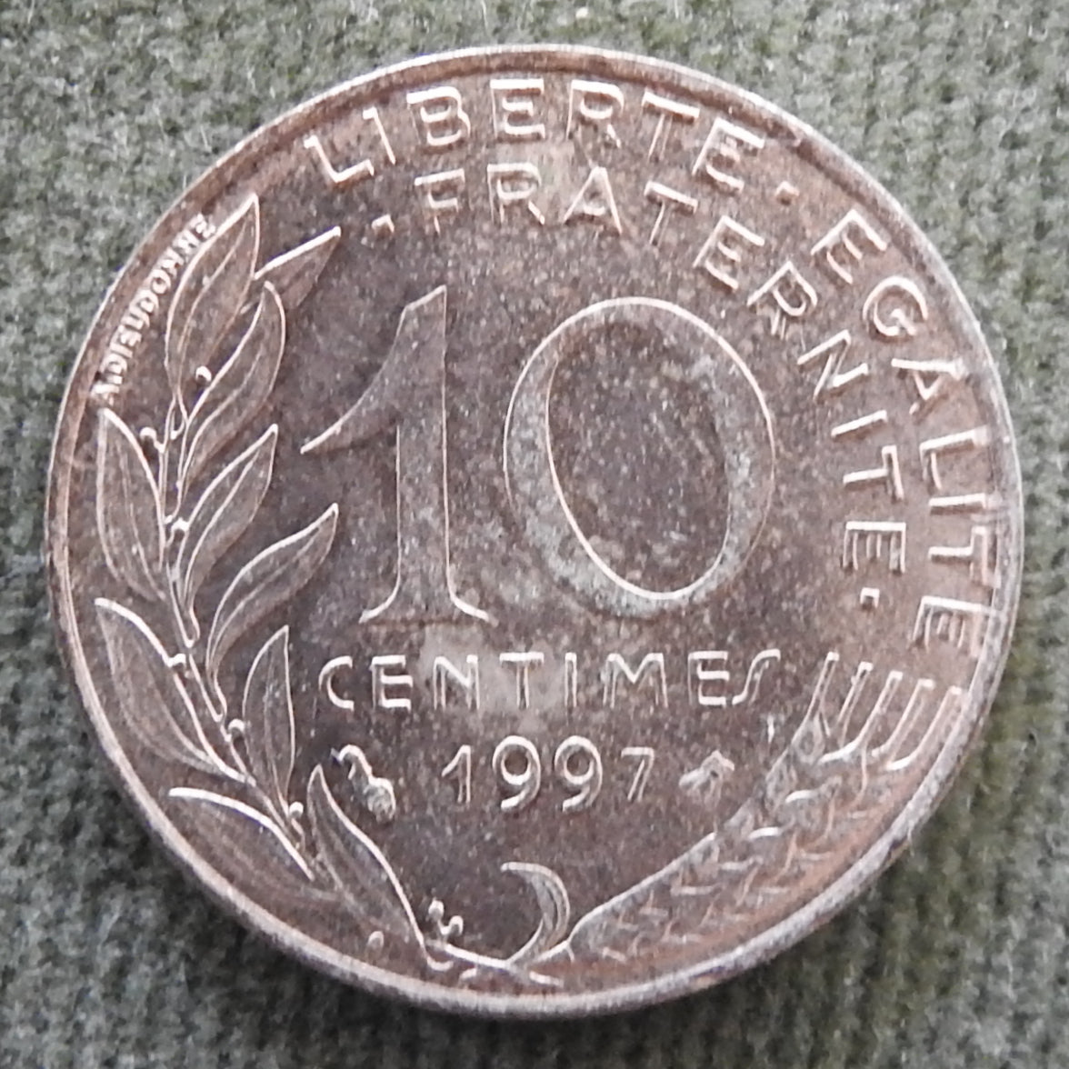 French 1997 10 Centimes Coin