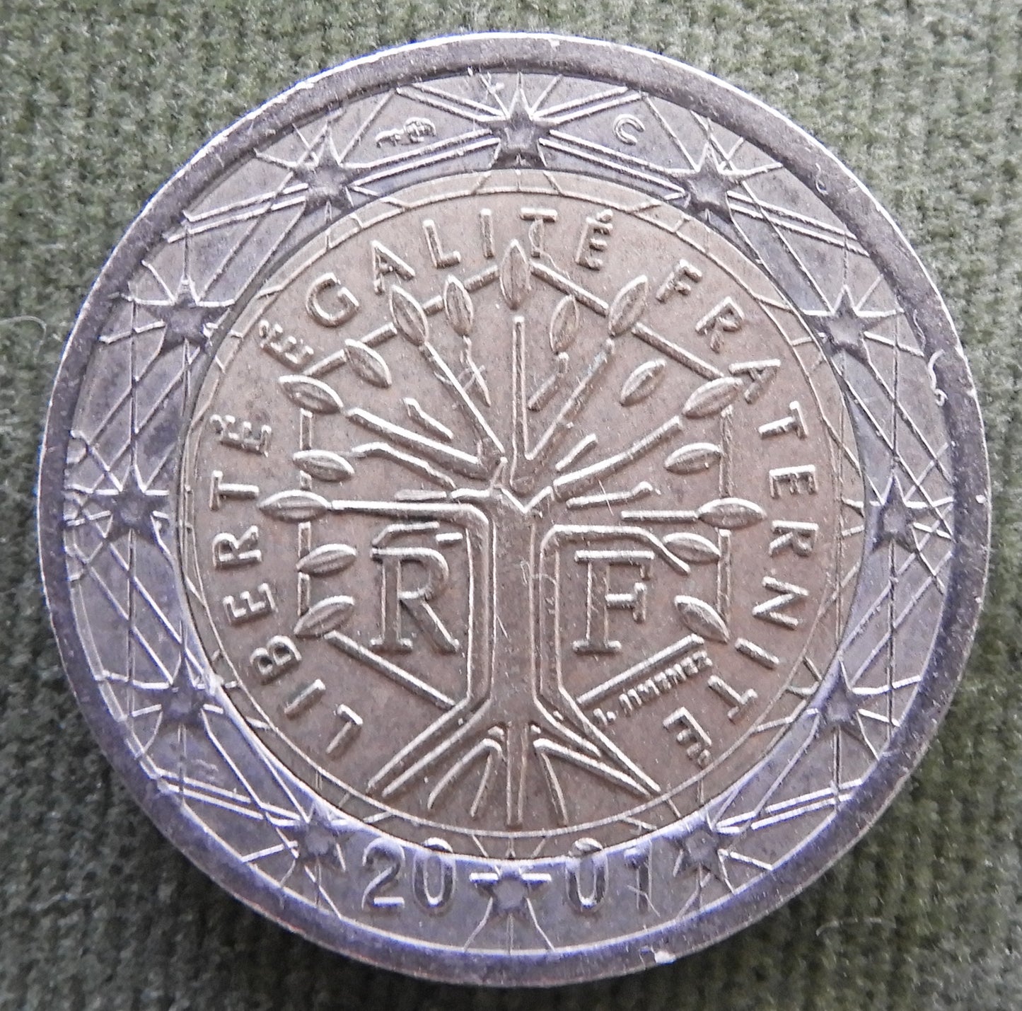 French 2001 2 Euro Tree Of Life Coin - Circulated
