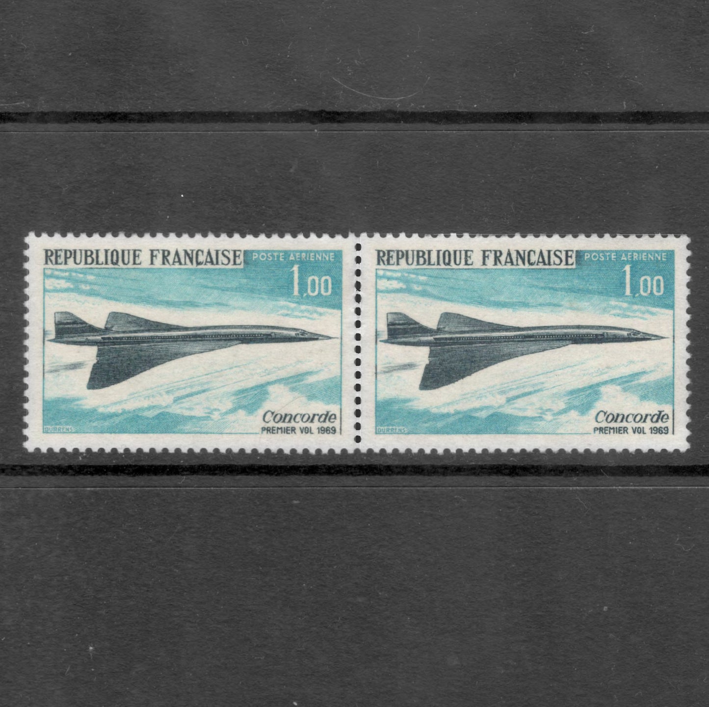 France 1969 1.00 Franc Concorde Airplane Multicoloured Airmail Stamp Pair