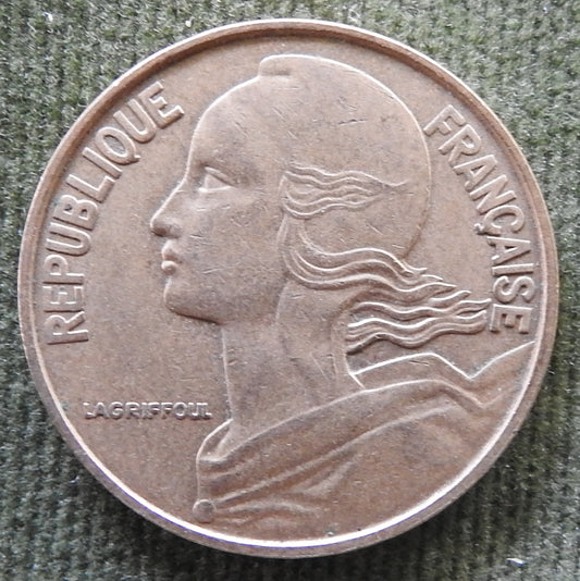 French 1962 20 Centimes Coin - Circulated