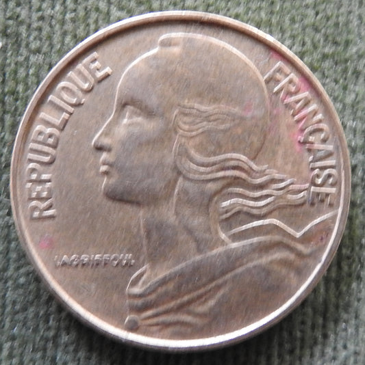 French 1963 20 Centimes Coin - Circulated