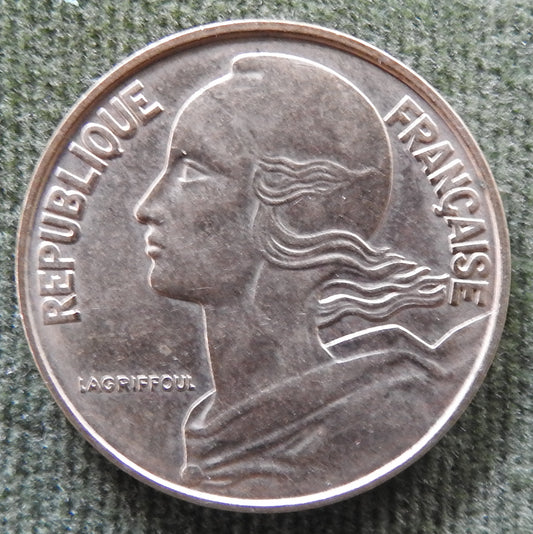 French 1964 20 Centimes Coin - Circulated