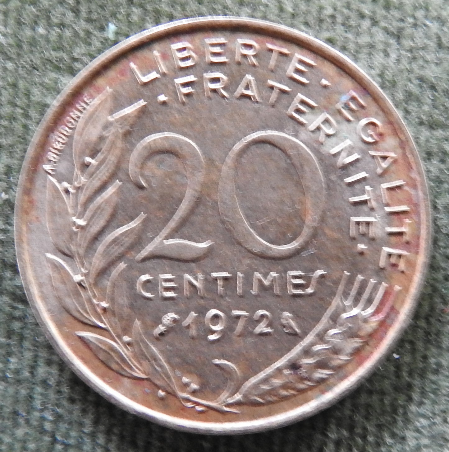 French 1972 20 Centimes Coin - Circulated