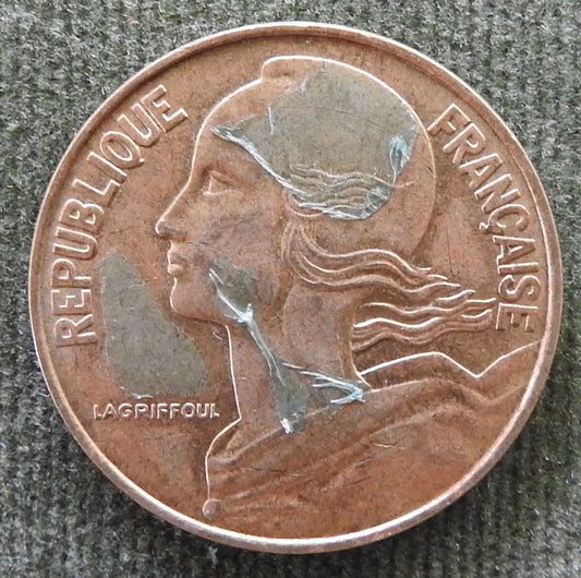 French 1973 20 Centimes Coin - Circulated