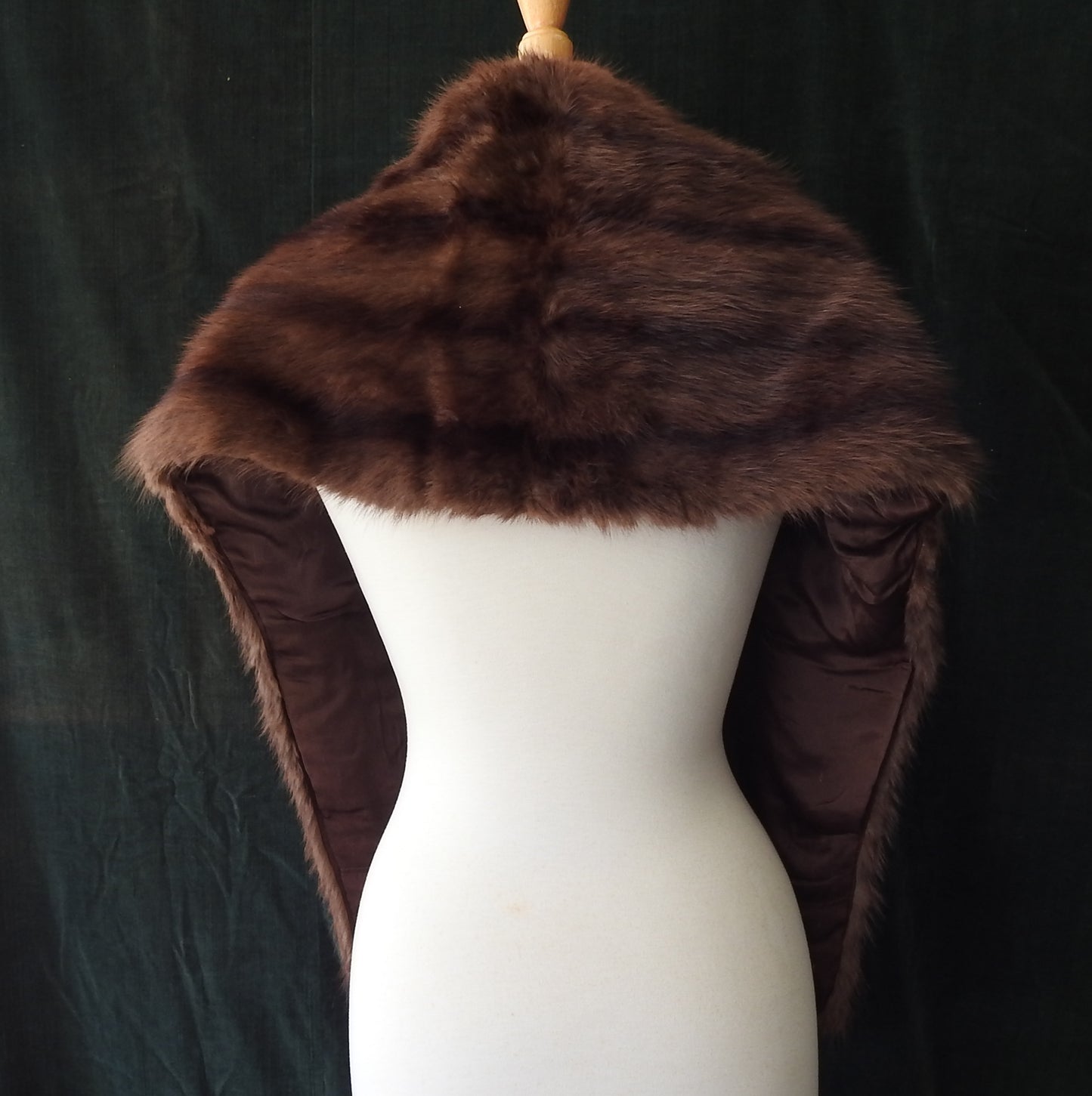 Unlabeled Fur Collar - Small Size