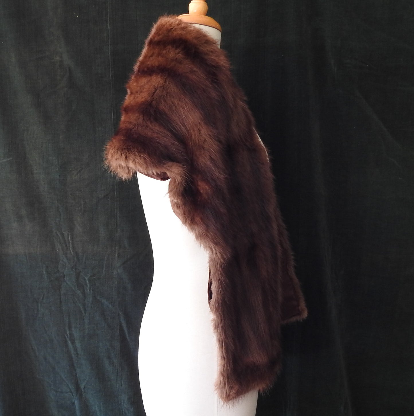 Unlabeled Fur Collar - Small Size