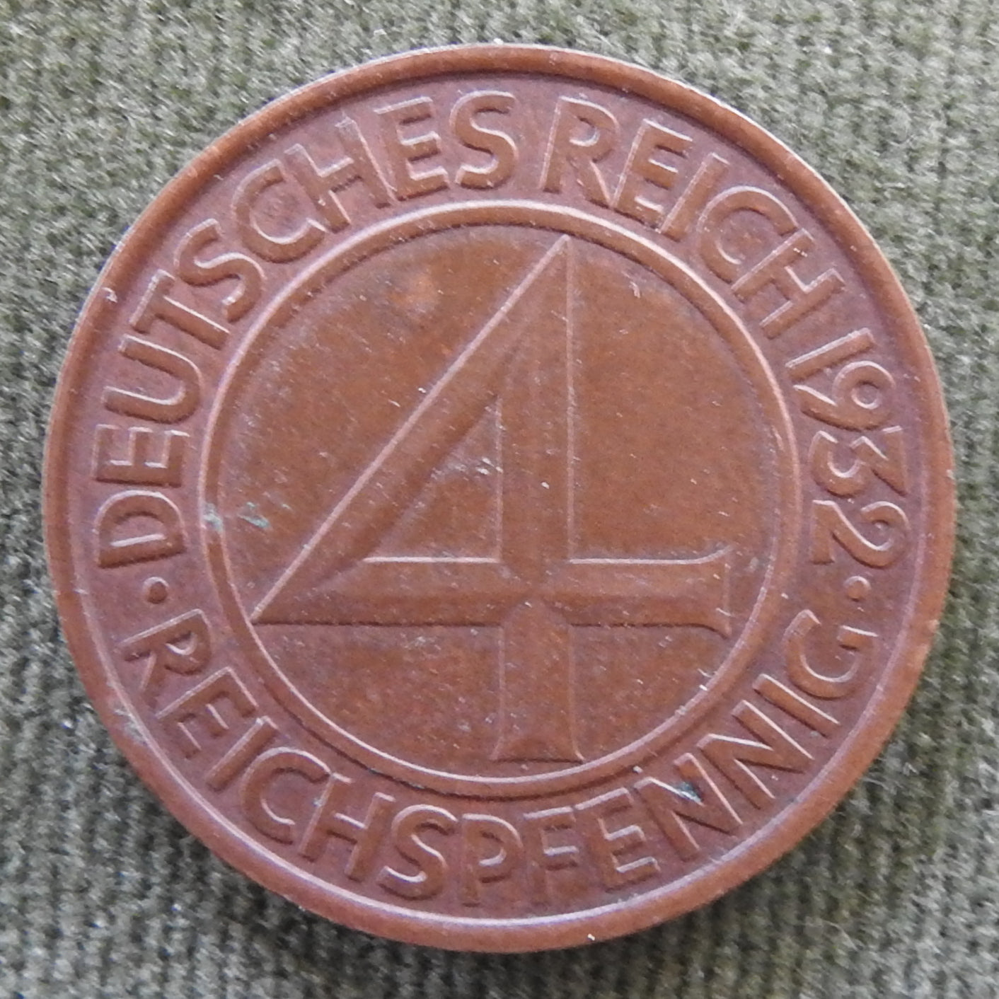 Germany 1932 E 4 Pfennig Eagle Above The Mintmark Coin
