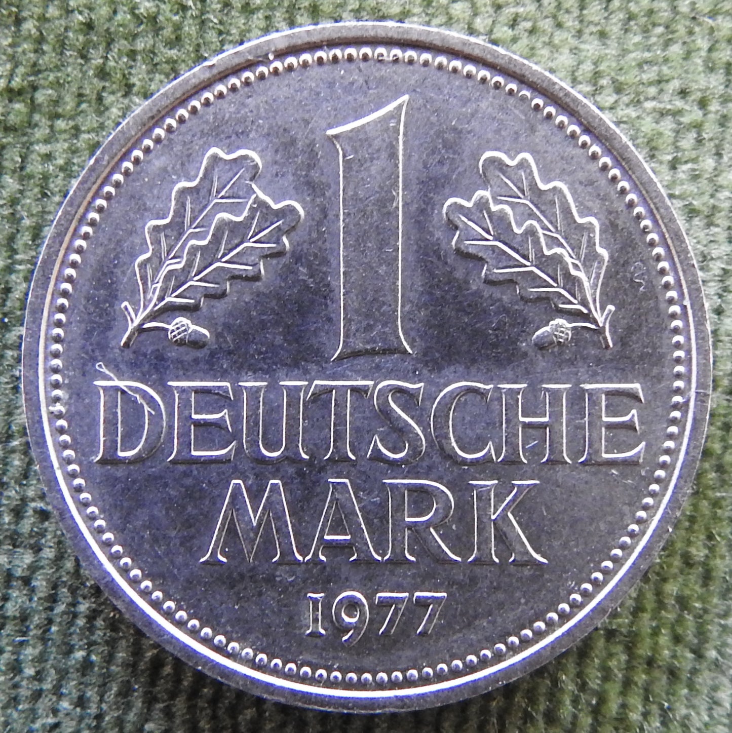Germany 1977 D 1 Deutsche Mark Coin - Circulated