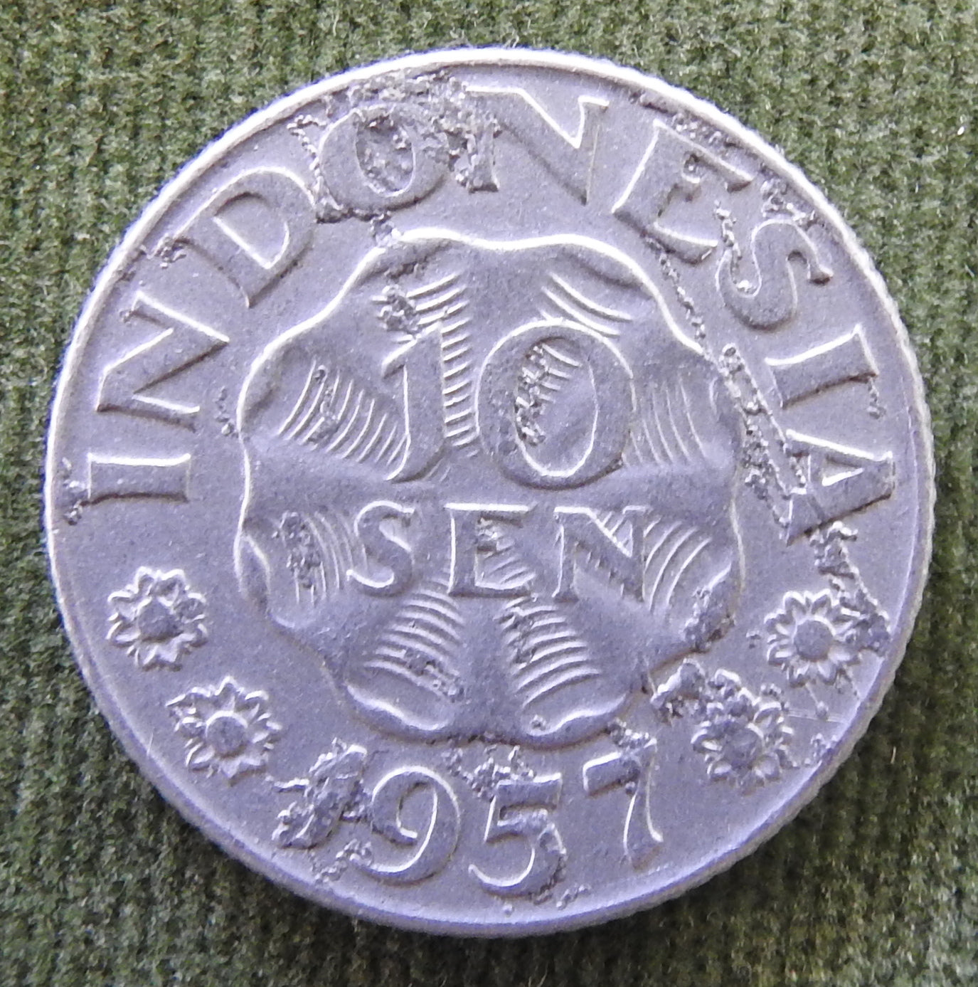 Indonesian 1957 10 Sen Coin
