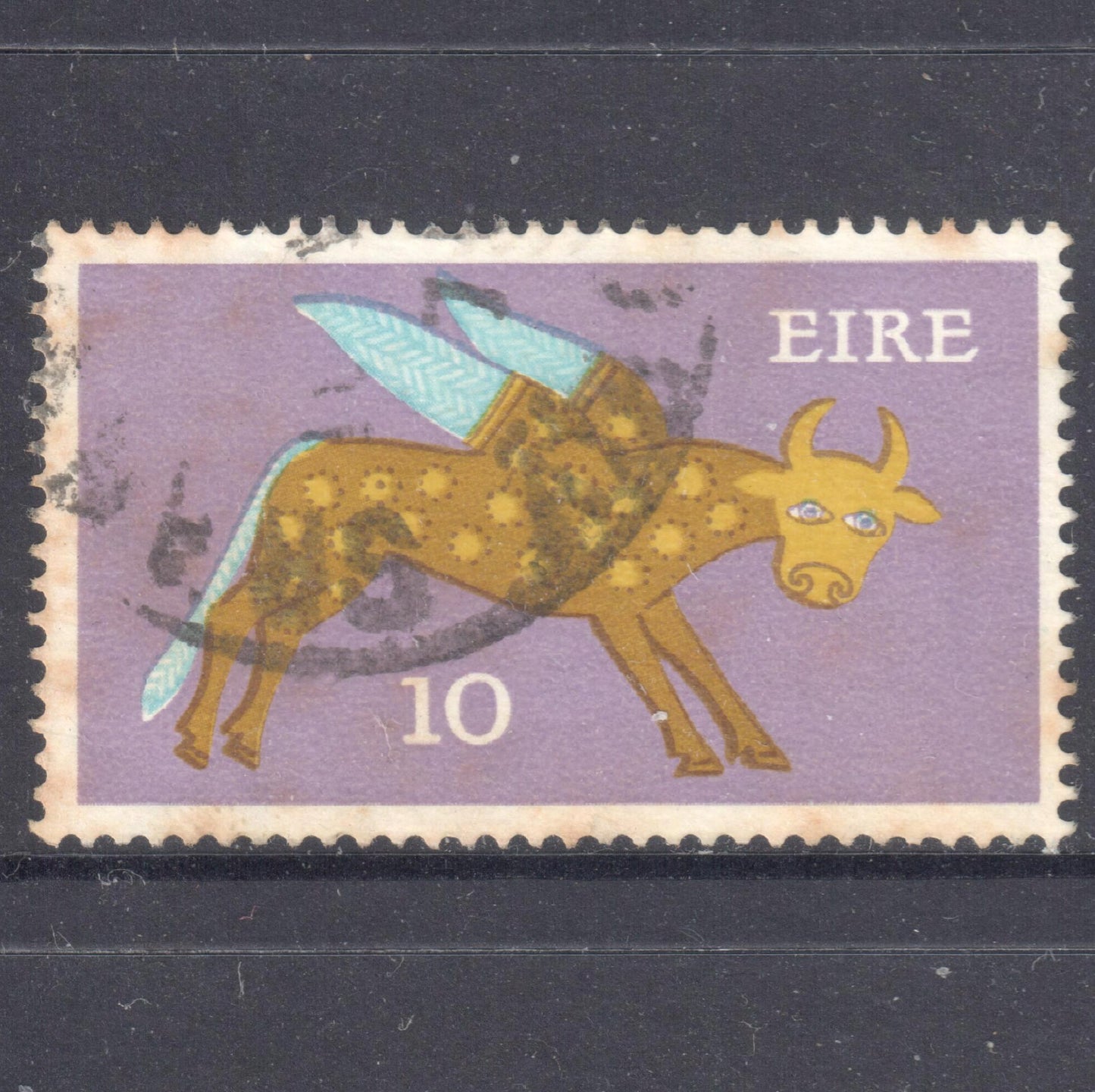 Ireland 1971 10 Pence Multicoloured Old Irish Animal Symbols Stamp - Perfin:15