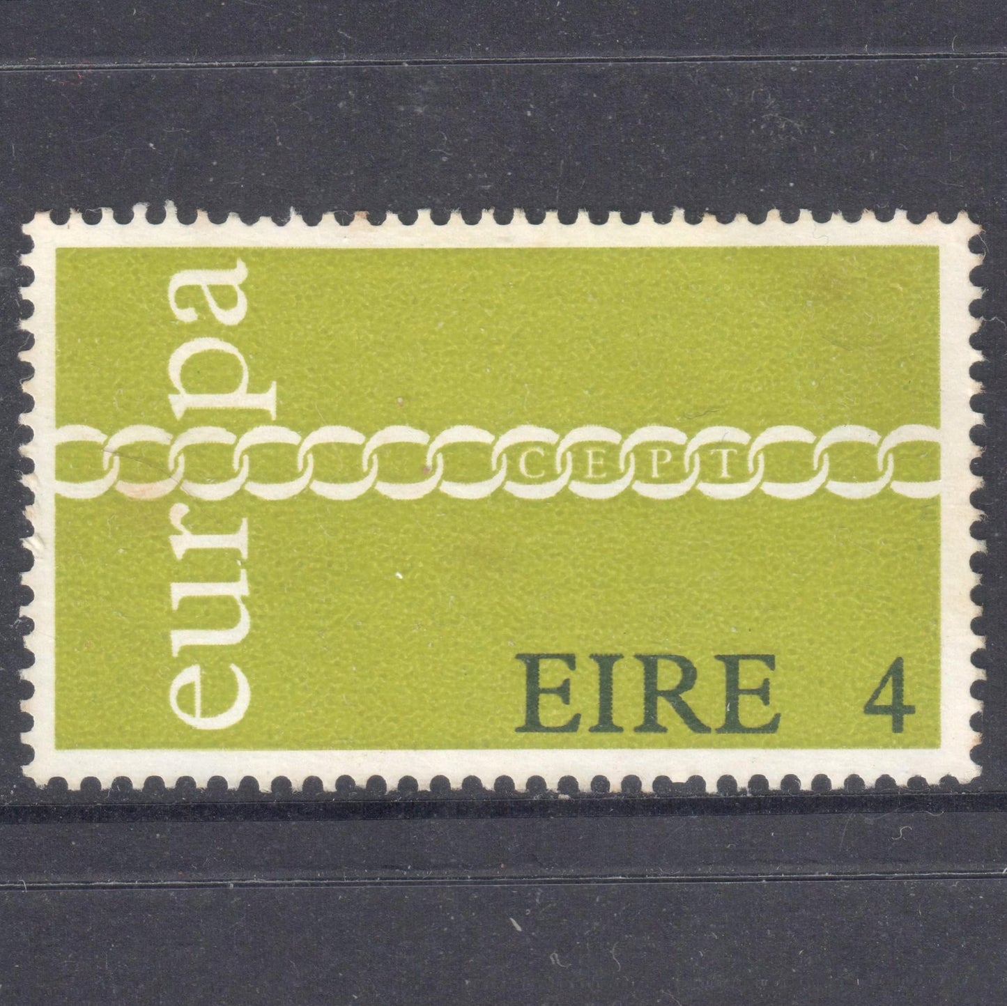 Ireland Eire 1971 4 Pingin Multicoloured EUROPA Stamp - Perfin:15