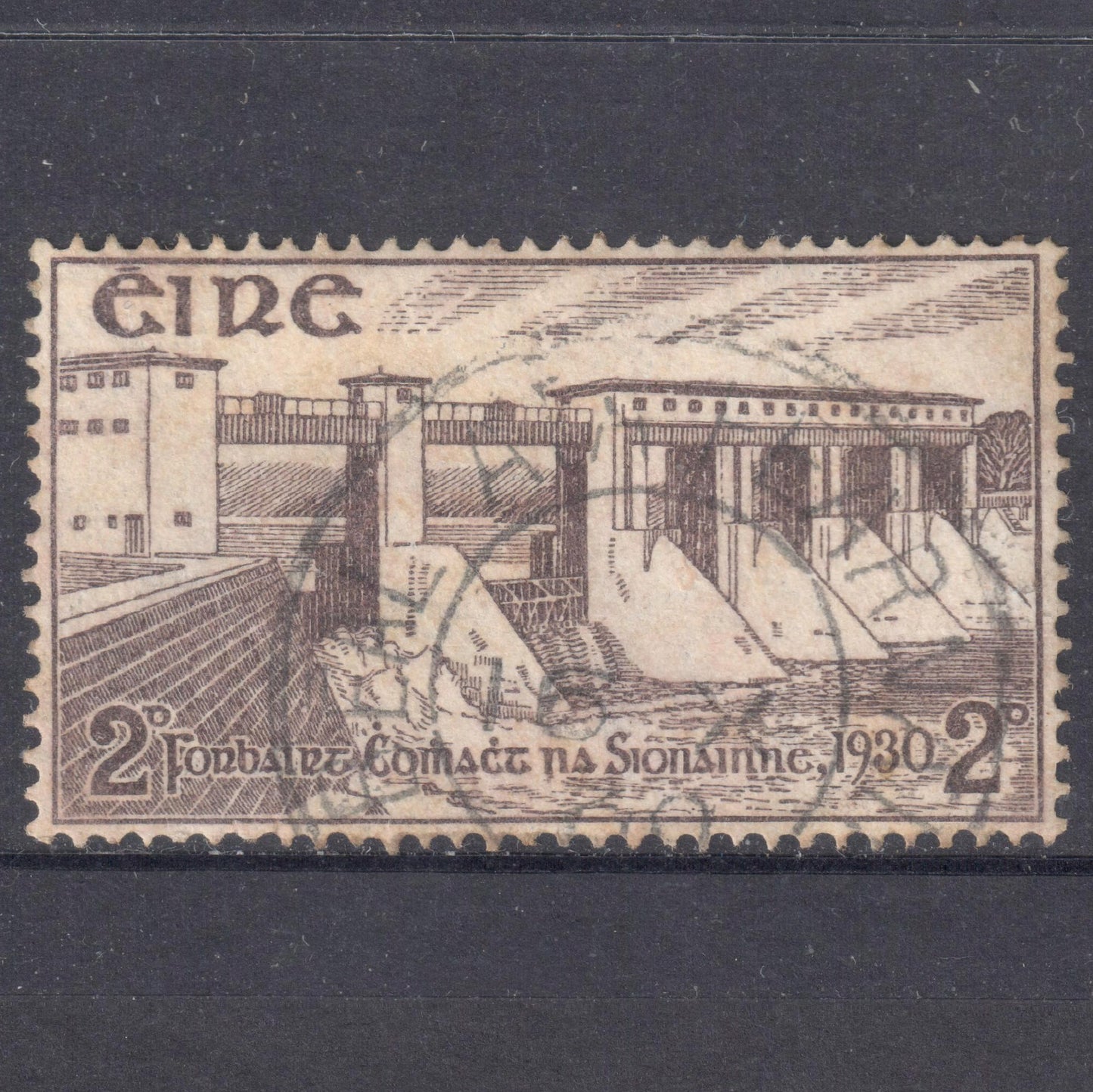 Ireland Eire 1930 2 Pingin Dark Brown Opening of the Shannon Powerplant Stamp - Perfin:15x14