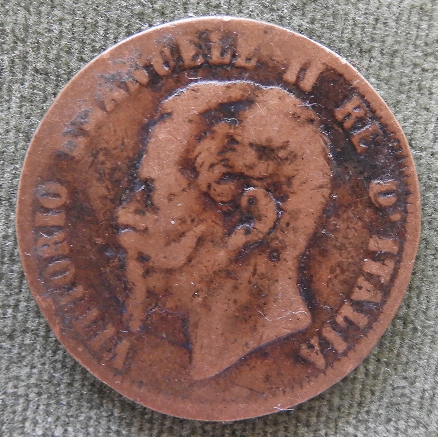 Italy 1862 - 1867 10 Centesimi Coin - Heavily Worn