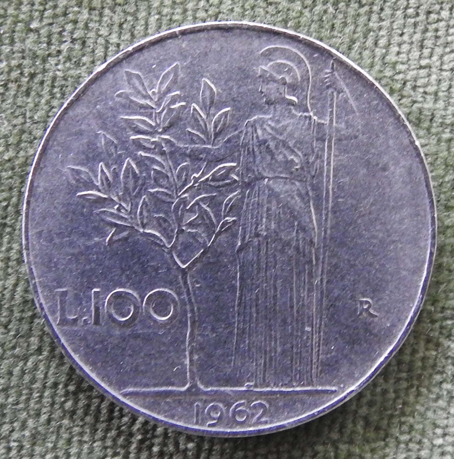 Italy 1962 100 Lire Goddess Minerva Facing Left Coin