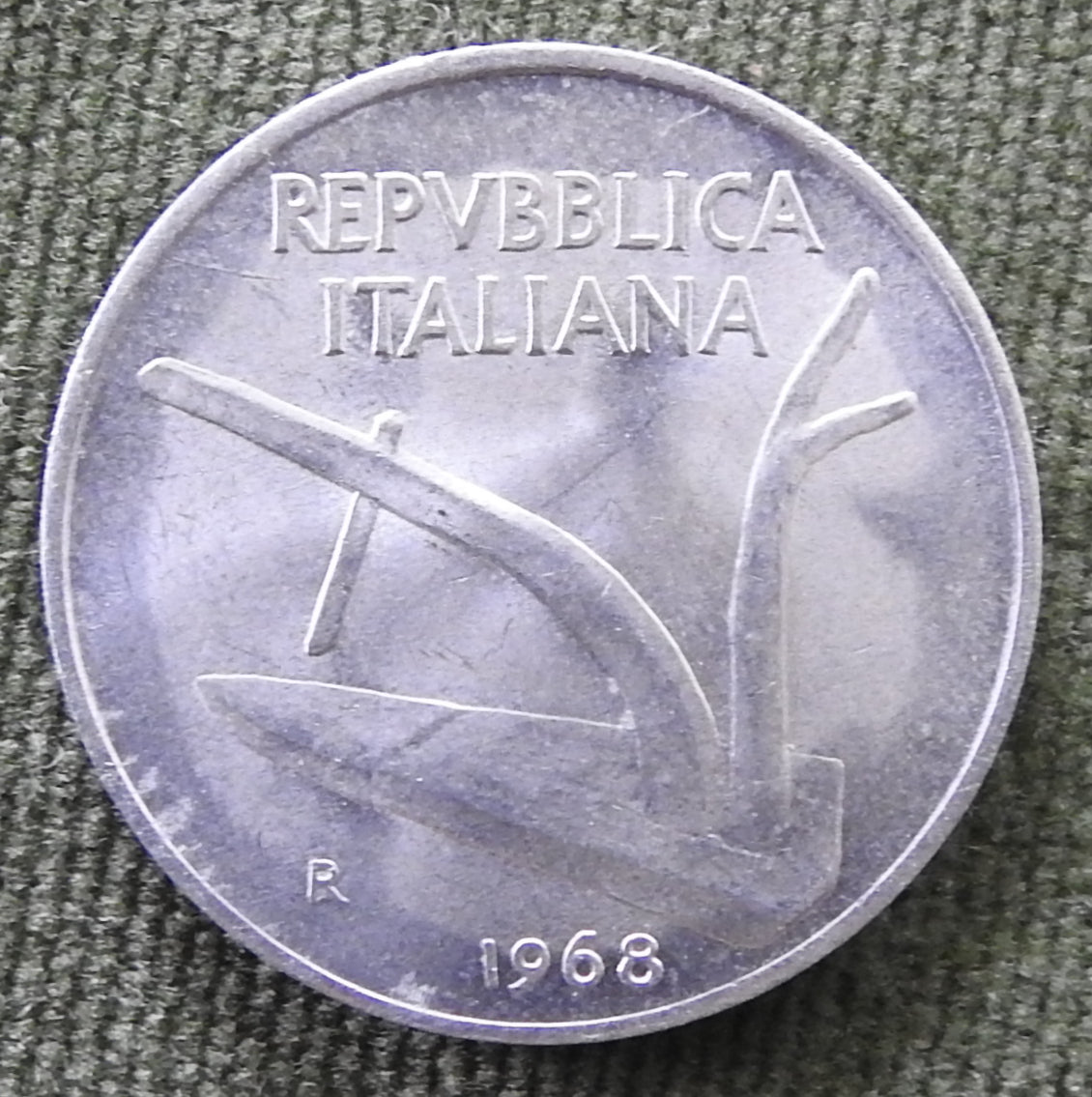 Italy 1968 10 Lire Plough Coin