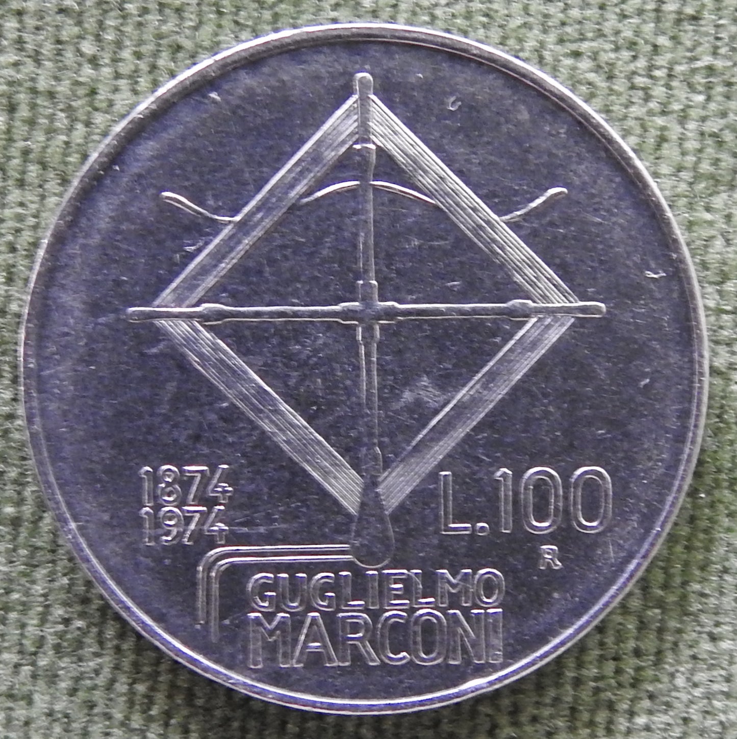 Italy 1974 100 Lira Coin Guglielmo Marconi