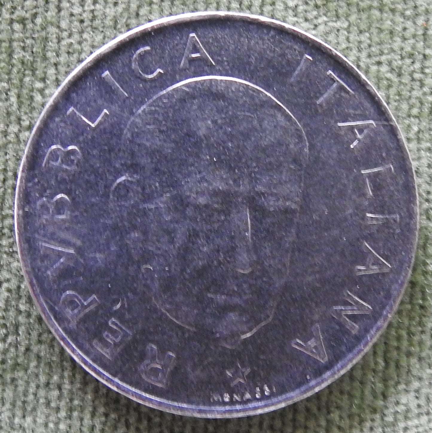 Italy 1974 100 Lira Coin Guglielmo Marconi