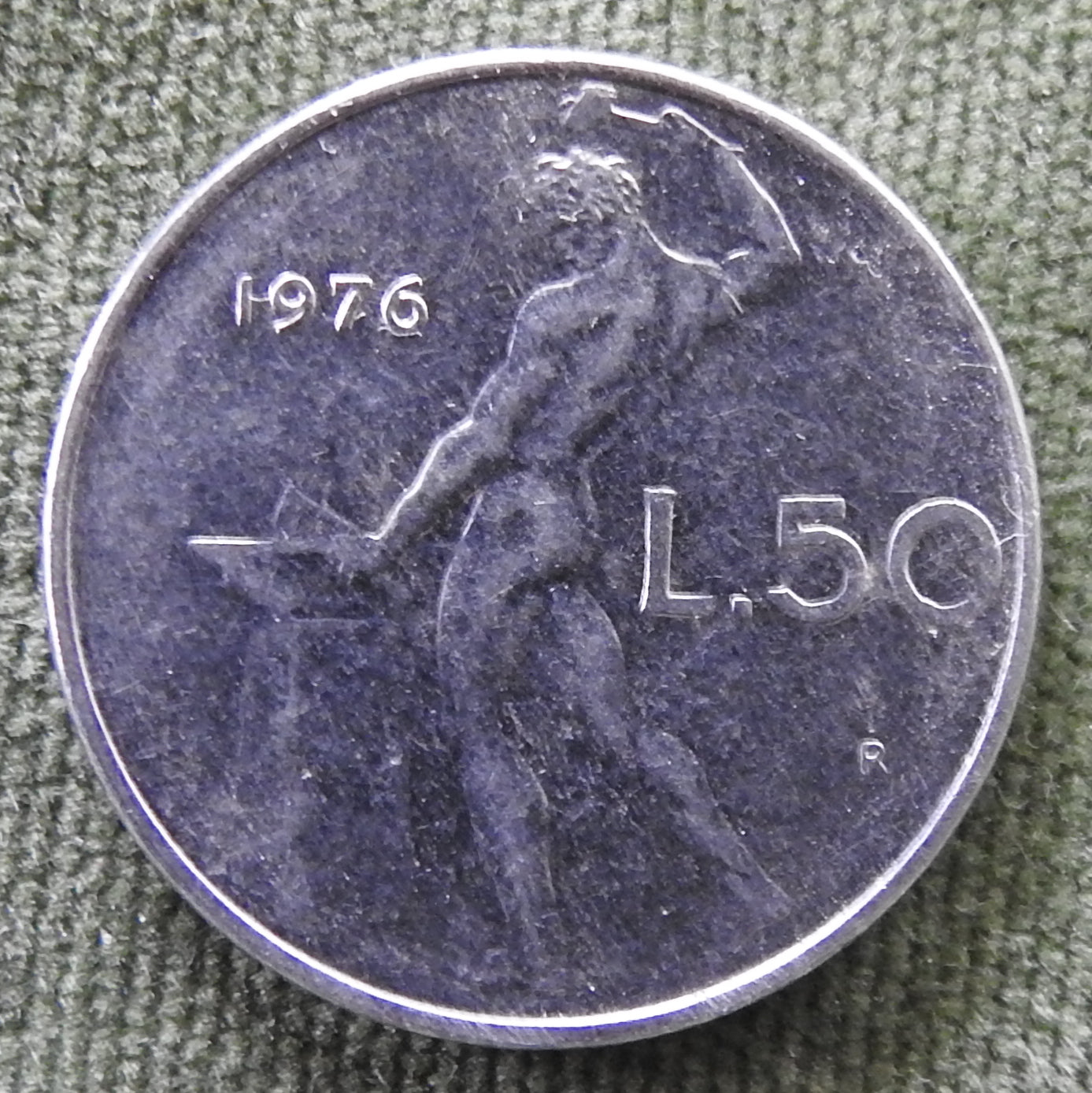 Italy 1976 50 Lira Coin - Circulated