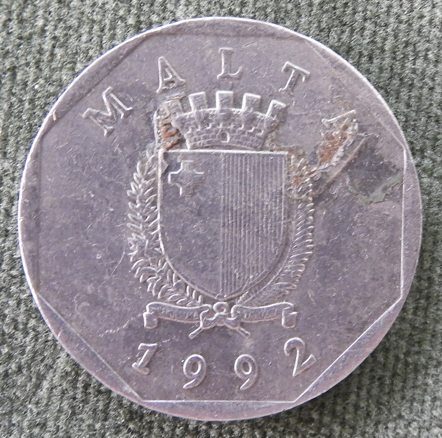 Maltese Malta 1992 50 Cent Coin - Lamination Error