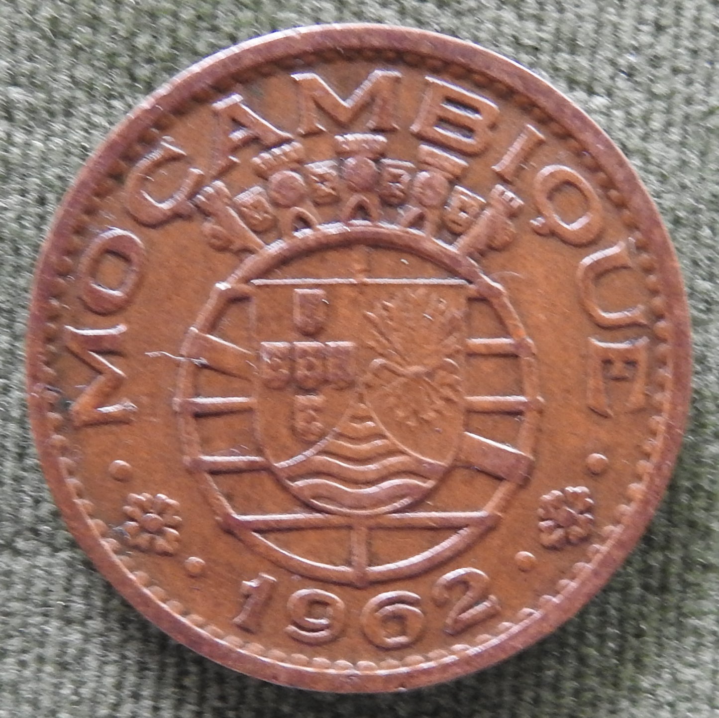 Mozambique 1962 1 Escudo Coin