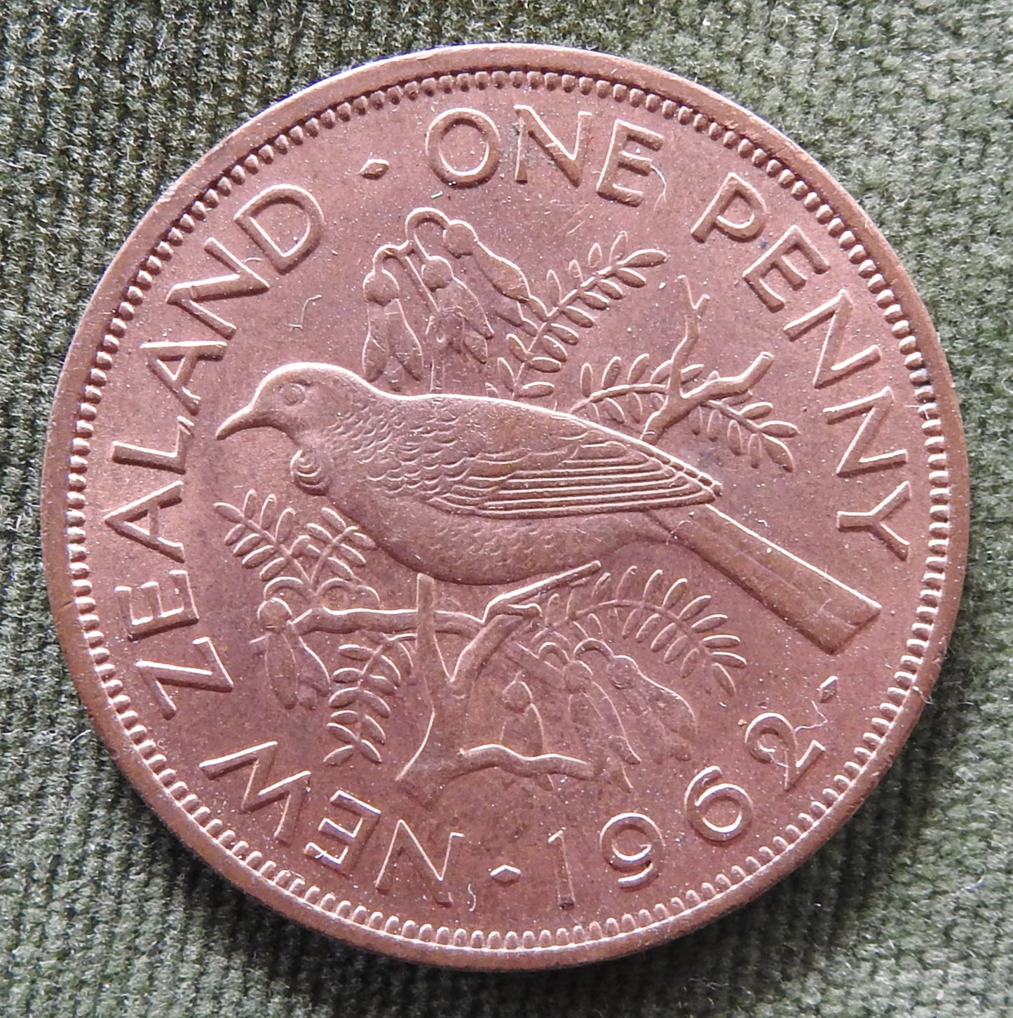 New Zealand 1962 Penny Queen Elizabeth II Coin