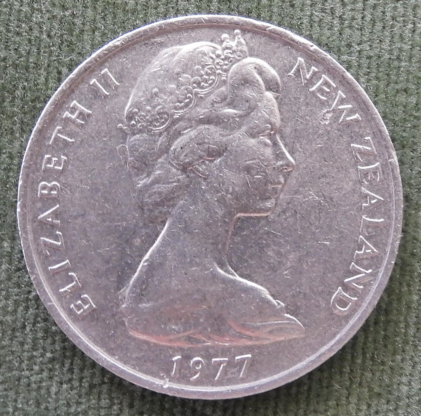 New Zealand 1977 20 Cent Queen Elizabeth Coin