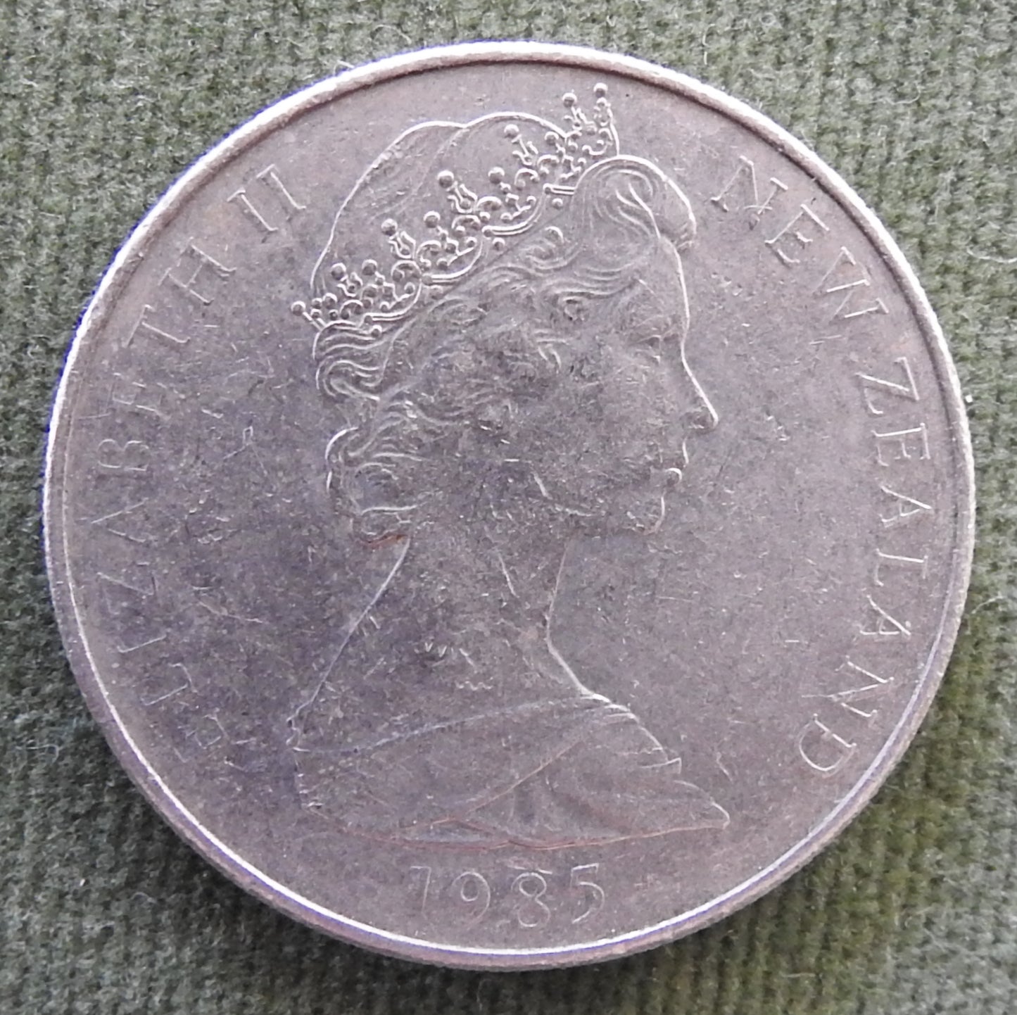 New Zealand 1985 20 Cent Queen Elizabeth Coin