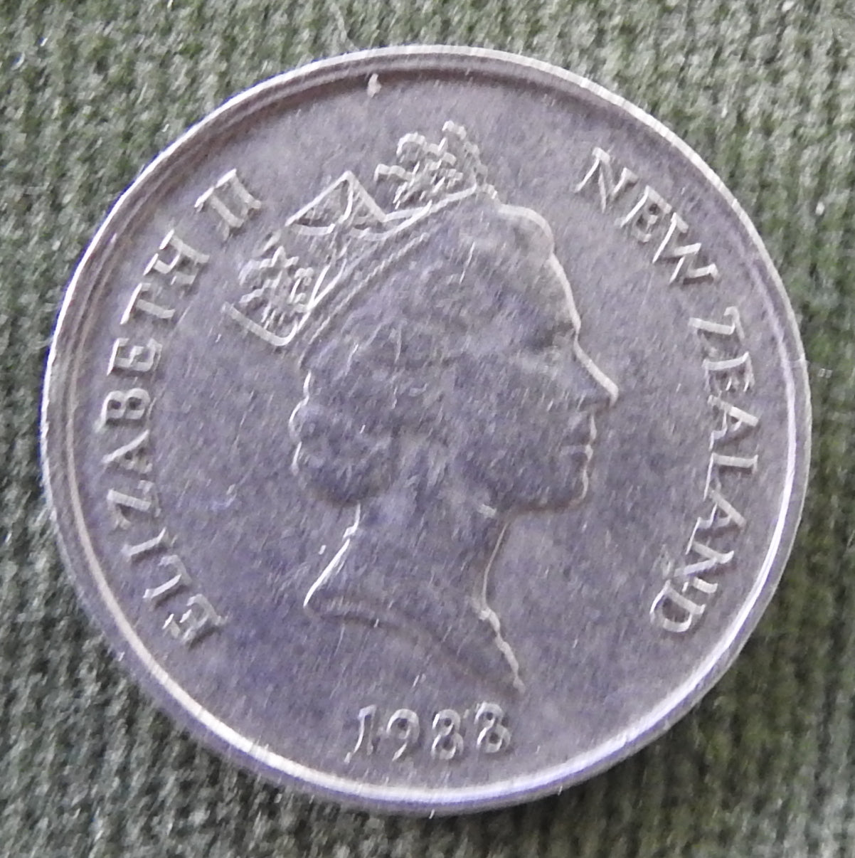 New Zealand 1988 5 Cent Queen Elizabeth II Coin