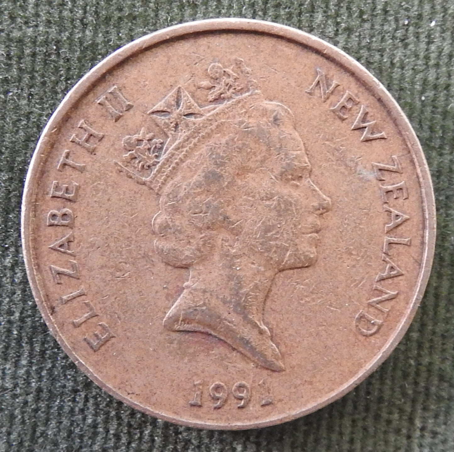 New Zealand 1991 Two Dollar Queen Elizabeth Coin