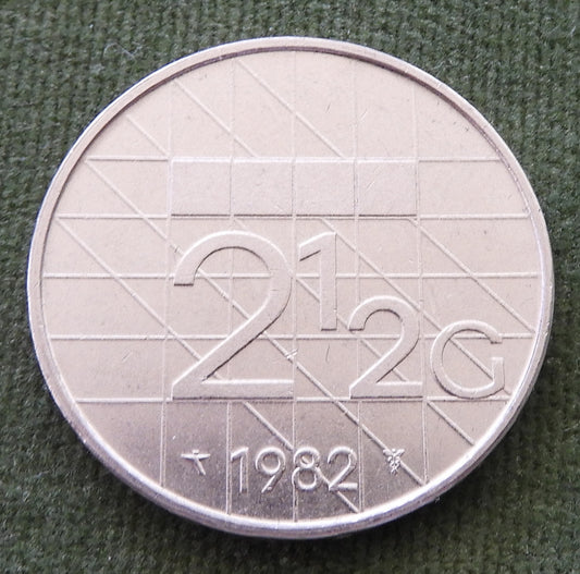 Netherlands 1982 2 1/2 Gulden Coin Beatrix