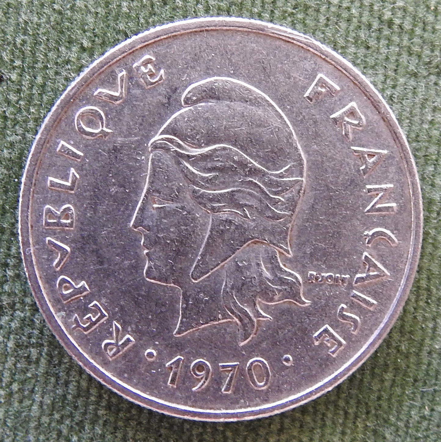 Nouvelle Hebrides 1970 20 Franc Coin