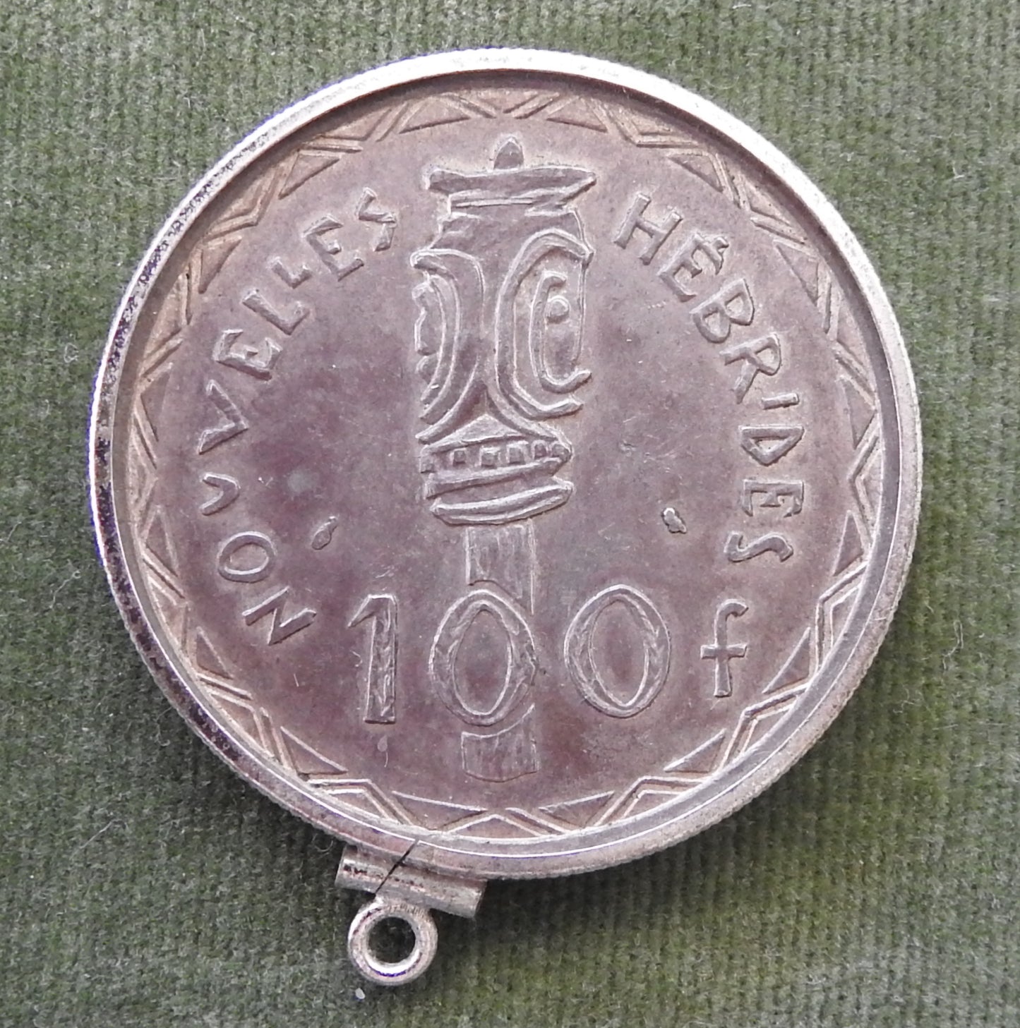 Nouvelle Hebrides 1966 100 Franc Coin In A Coin Frame
