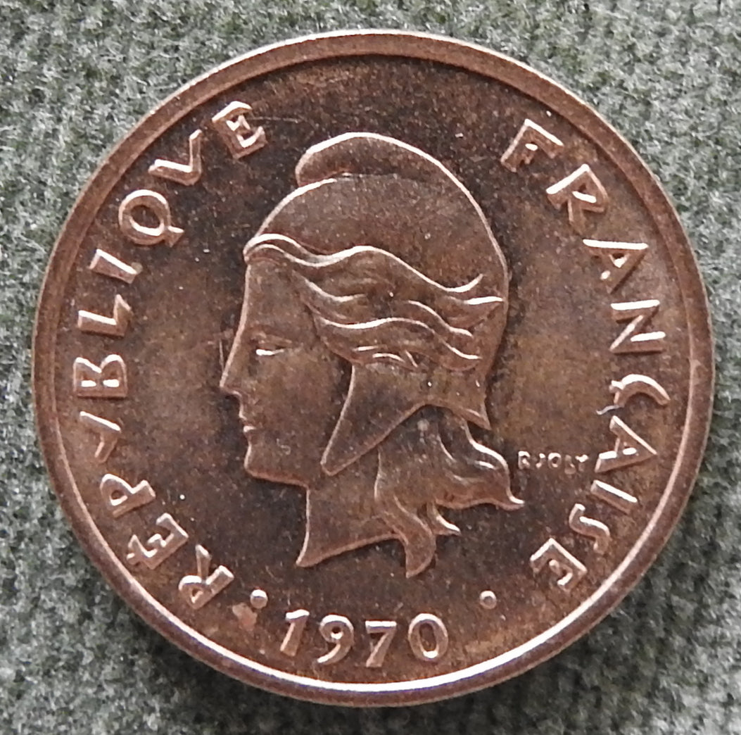 Nouvelle Hebrides 1970 2 Franc Coin - Circulated