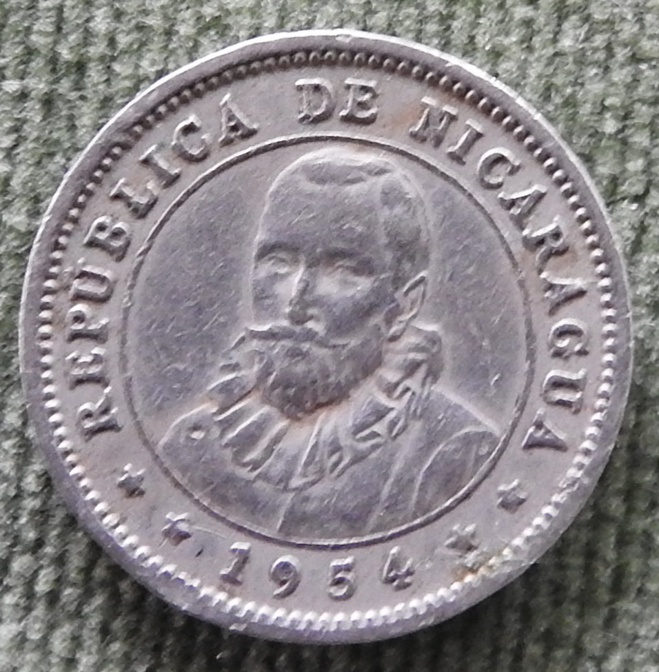 Nicaragua 1954 5 Centavos Coin Francisco Hernandez de Cordoba