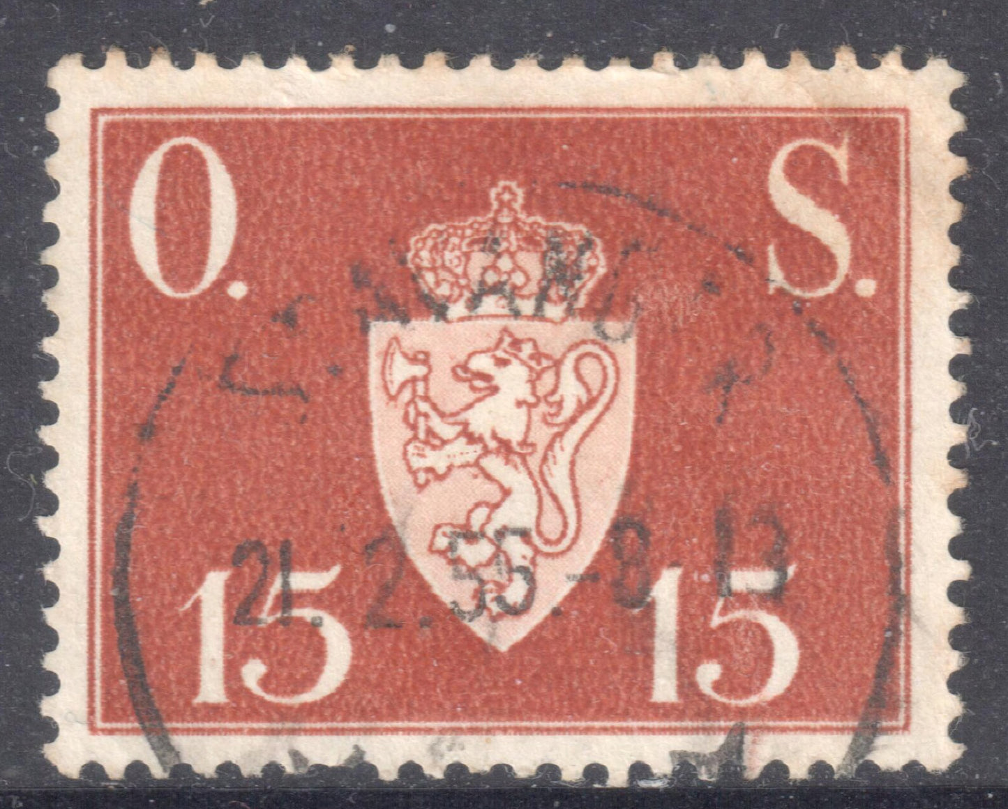 Norway 1951 -1952 15 Ore Brown National Coat of Arms Stamp - Perf:13.5x13