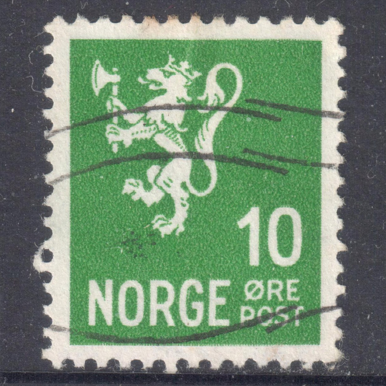 Norway 1940 - 1941 10 Ore Green National Arms Stamp - Perf:13x13.5