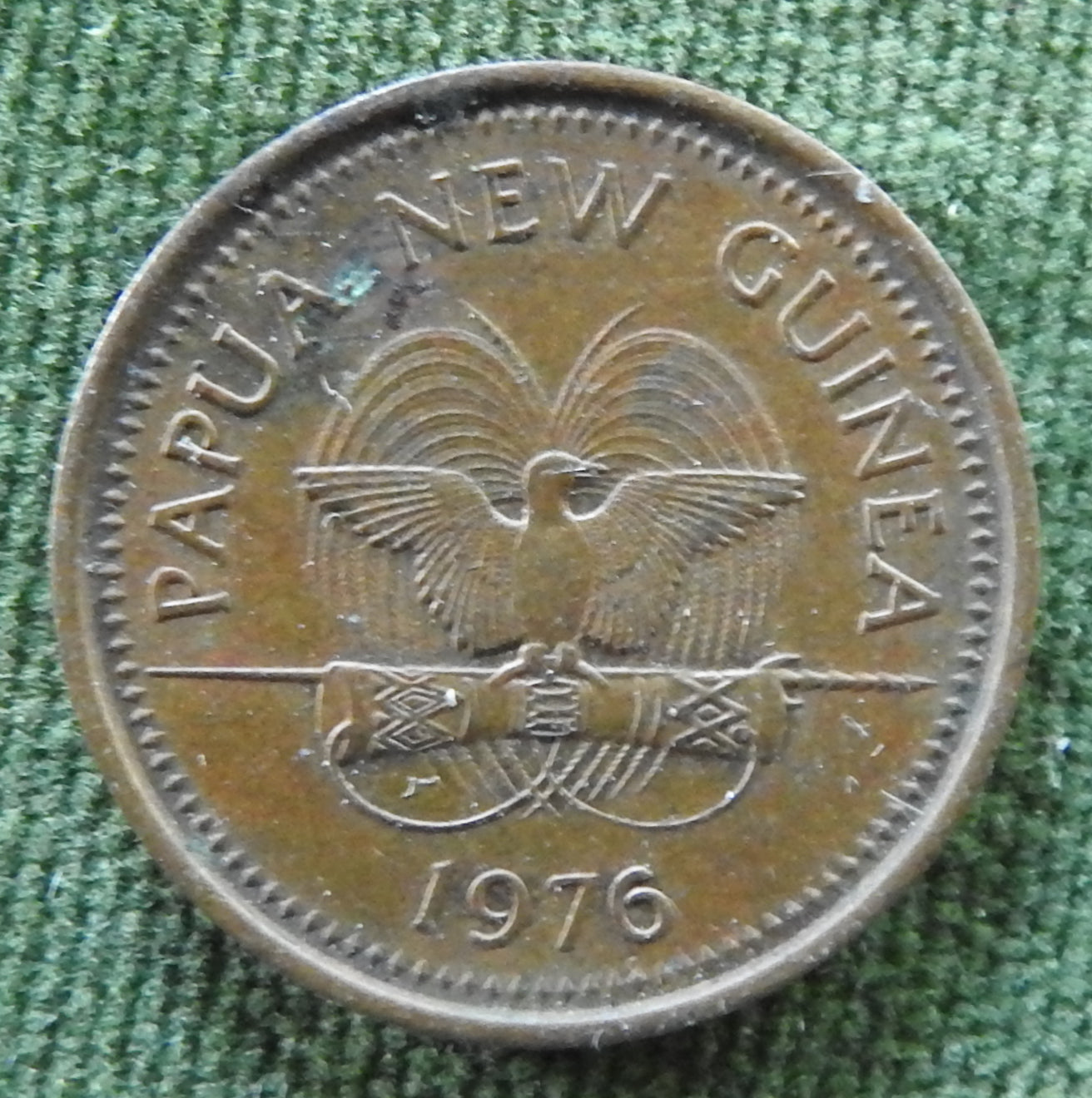 New Guinea 1976 2 Toea Scorpion Fish Coin