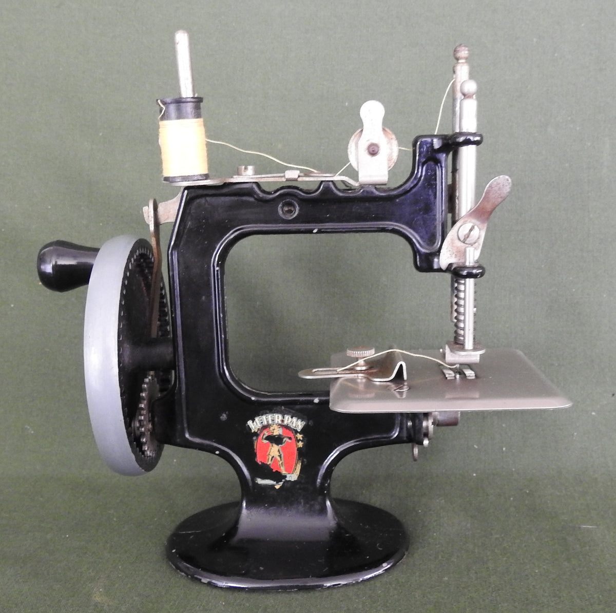 Peter Pan Model 0 Childs Sewing Machine - Manufactured in Australia From 1948 to 1964