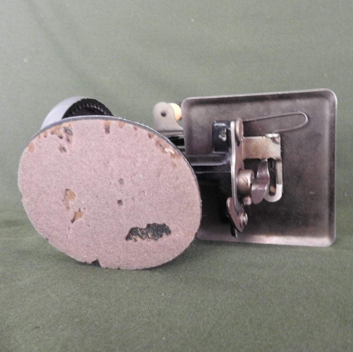 Peter Pan Model 0 Childs Sewing Machine - Manufactured in Australia From 1948 to 1964