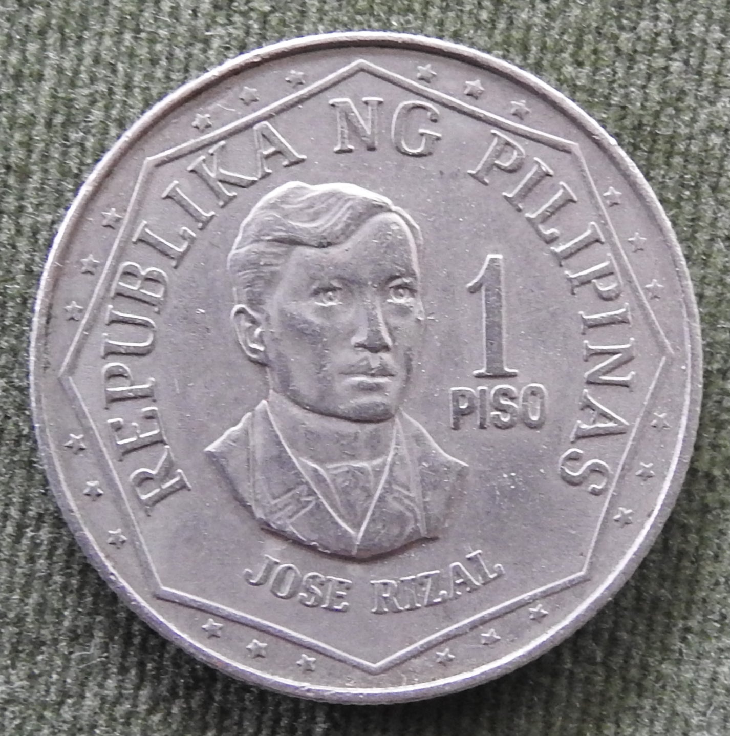Philippines 1975 1 Piso Jose Rizal Coin