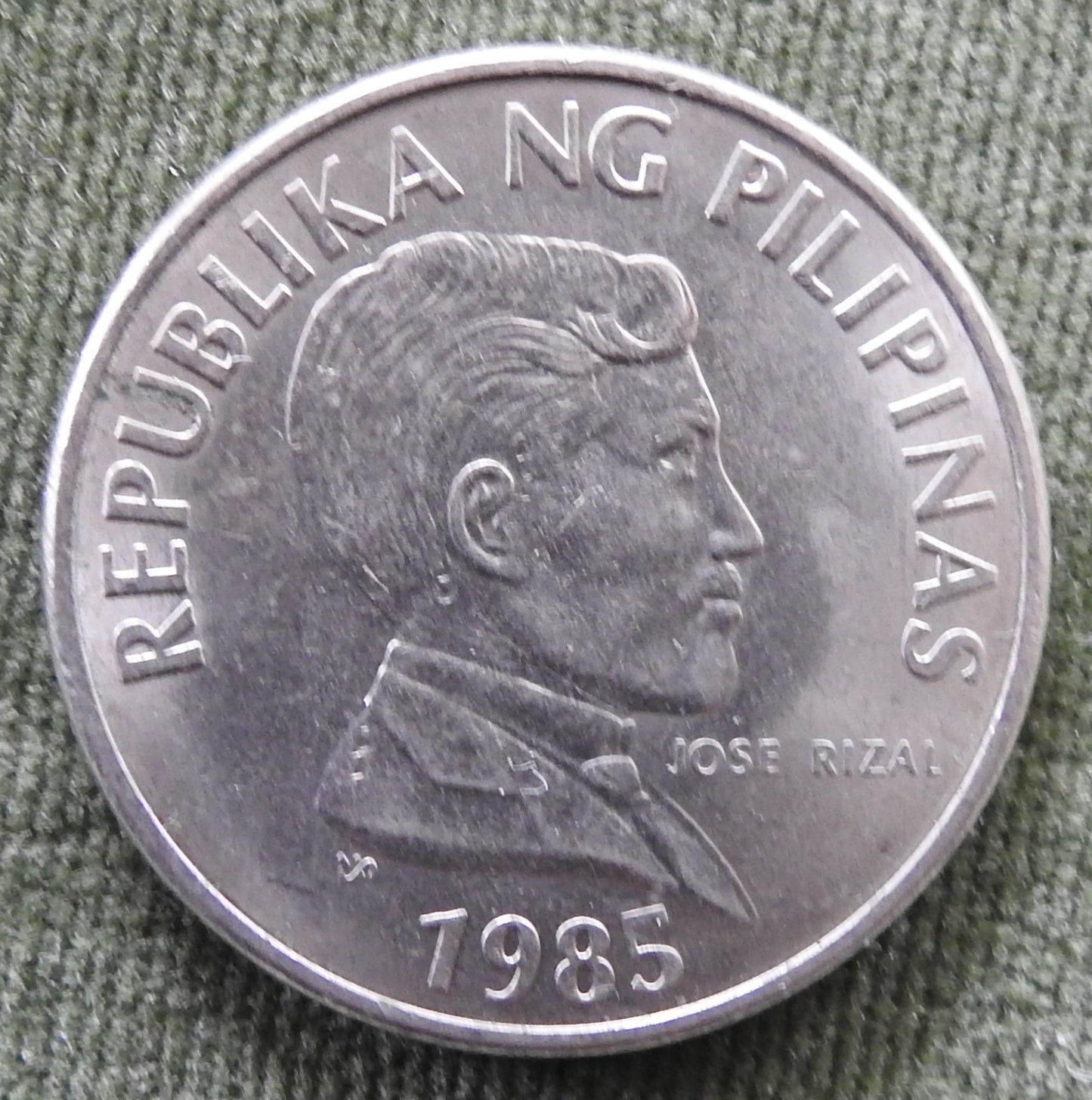 Philippines 1985 1 Piso Tamaraw Coin