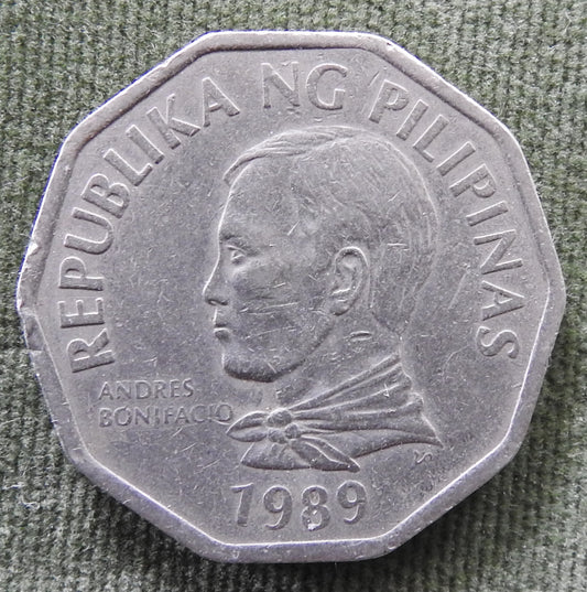 Philippines 1989 2 Piso Andrés Bonifacio y de Castro Coin