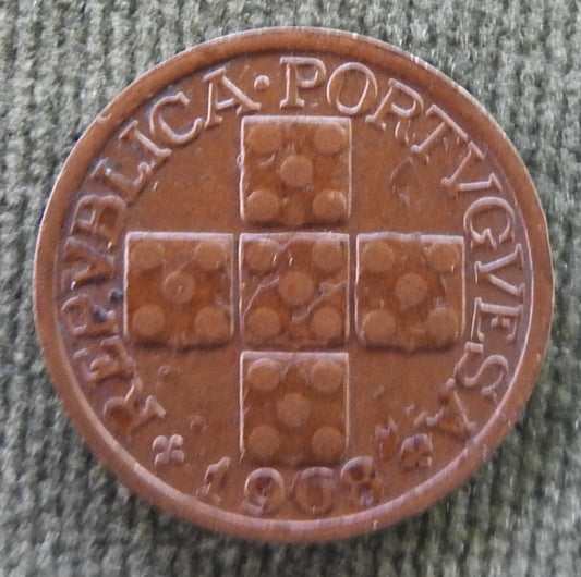 Portugal 1968 10 Centavos Olive Branches Coin