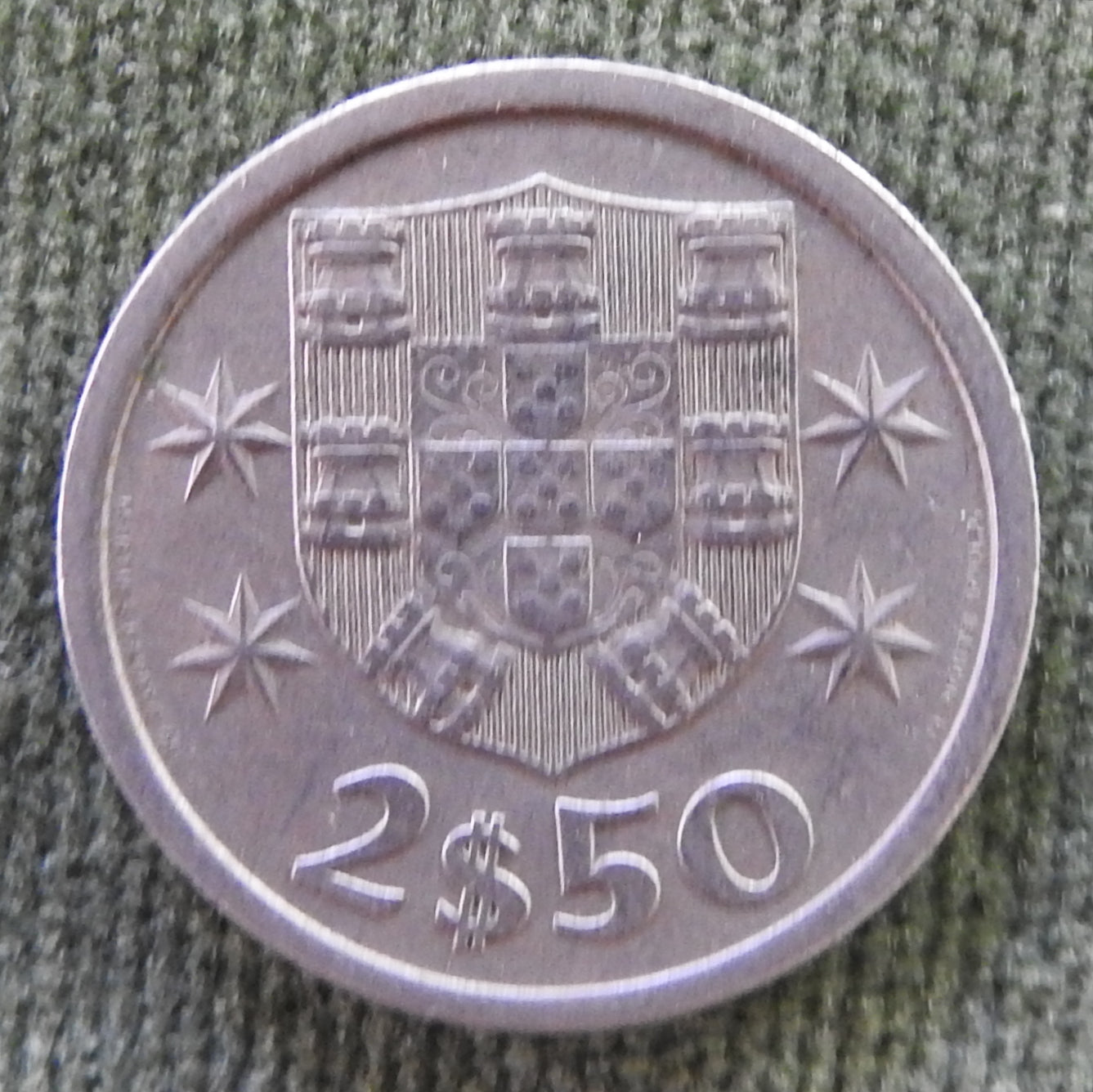 Portugal 1969 2 1/2 Escudos Ship Coin