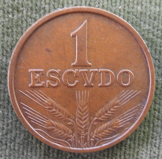 Portugal 1973 1 Escudo Five Wheat Ears Coin