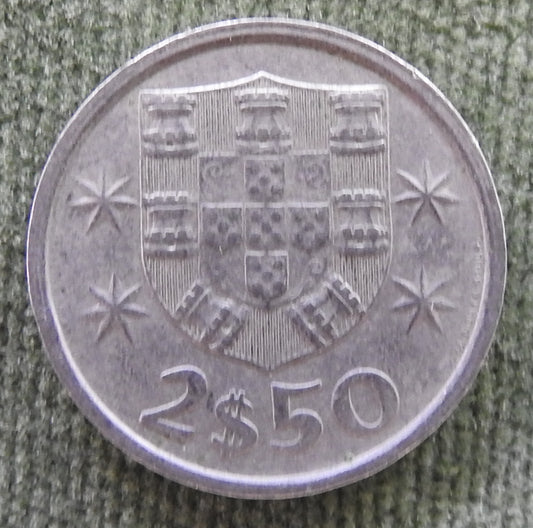 Portugal 1979 2 1/2 Escudos Ship Coin