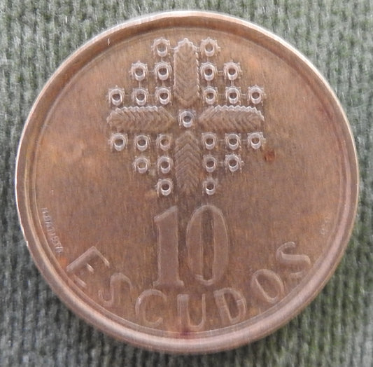 Portugal 1990 10 Escudos Stained Glass Window Coin