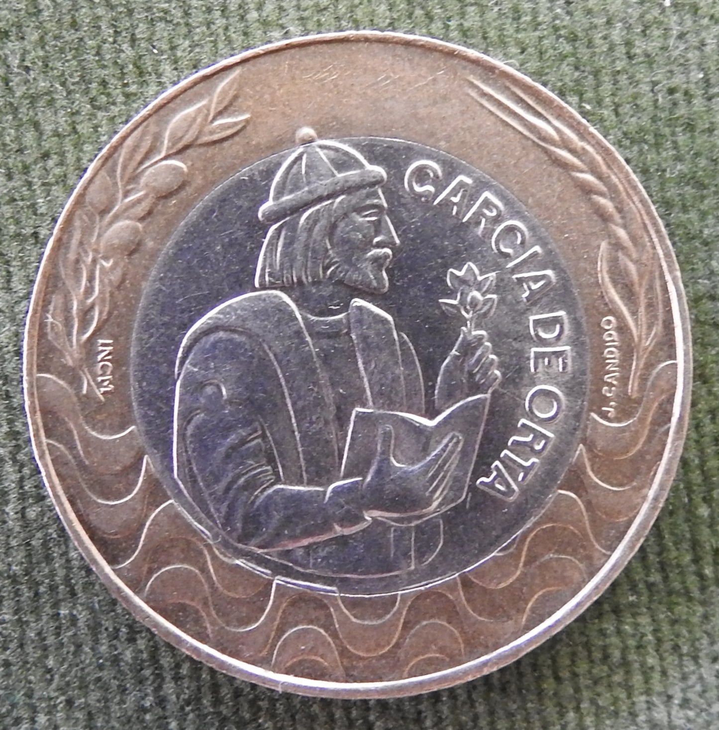 Portugal 1991 200 Escudos Garcia de Orta Bi-Metalic Coin